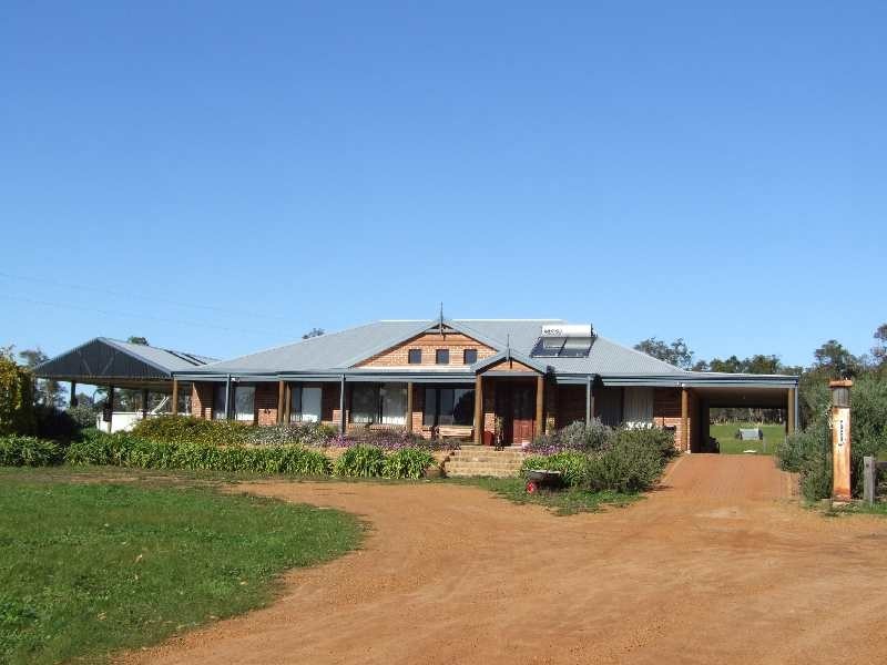 12 Goodwood Rd, Donnybrook WA 6239