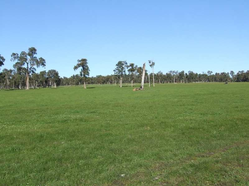 12 Goodwood Rd, Donnybrook WA 6239