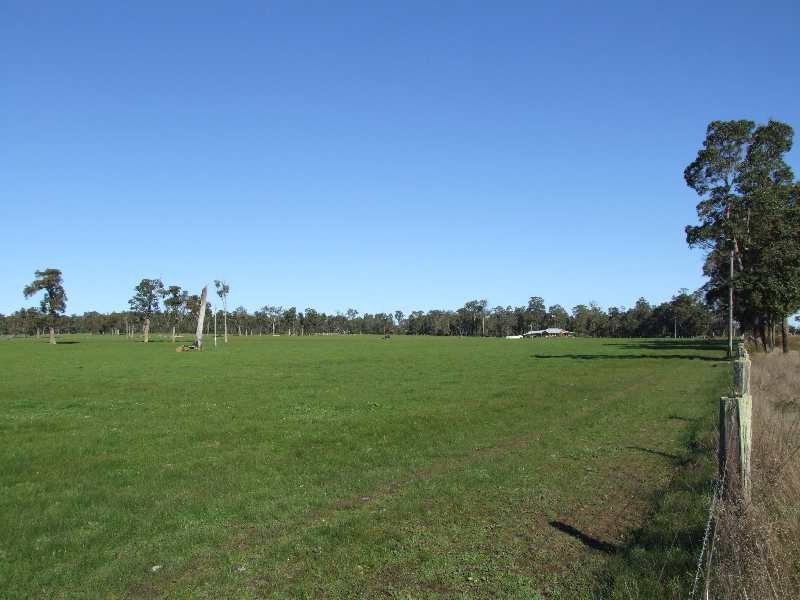 12 Goodwood Rd, Donnybrook WA 6239