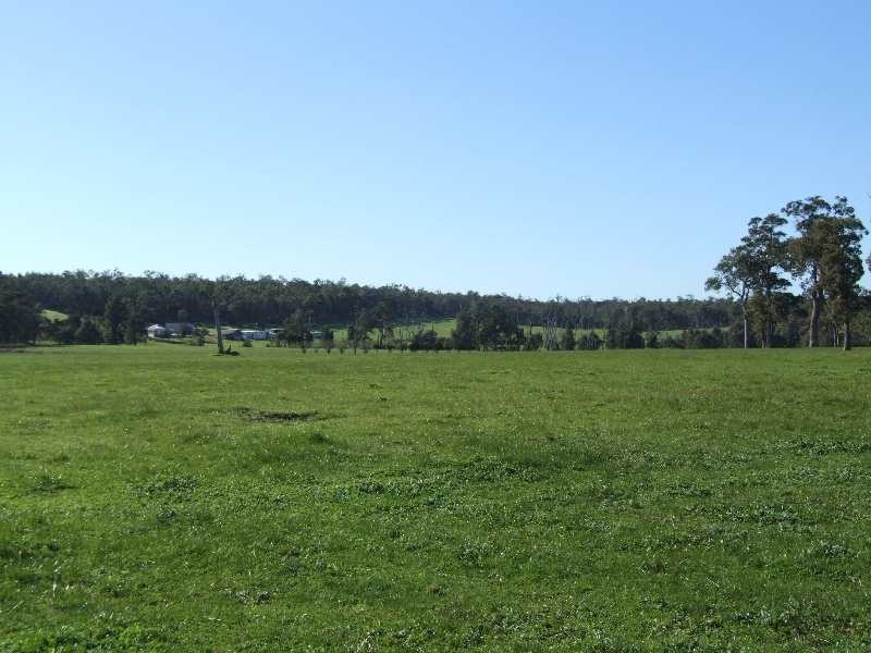 12 Goodwood Rd, Donnybrook WA 6239