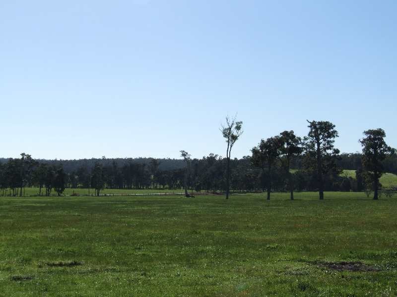 12 Goodwood Rd, Donnybrook WA 6239