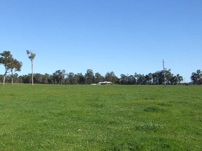 12 Goodwood Rd, Donnybrook WA 6239