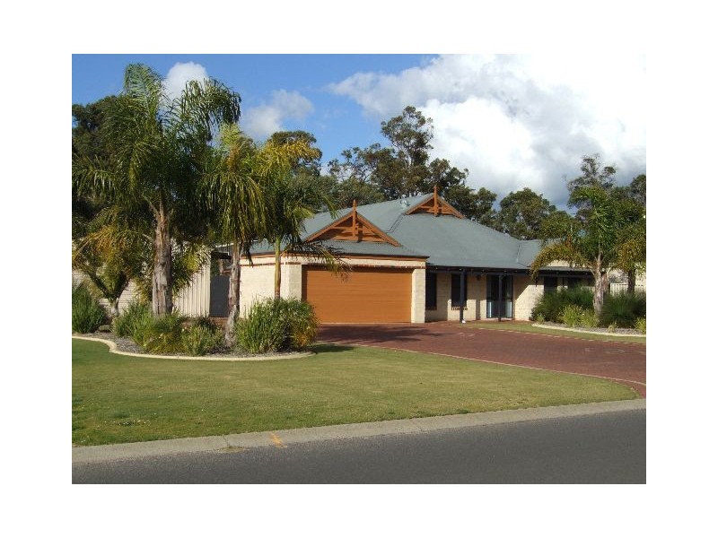 11 Leschenaultia Circle, Donnybrook WA 6239