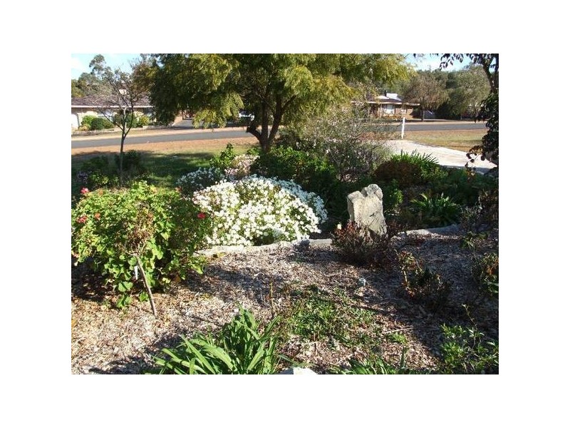 10 Marmion Street, Donnybrook WA 6239