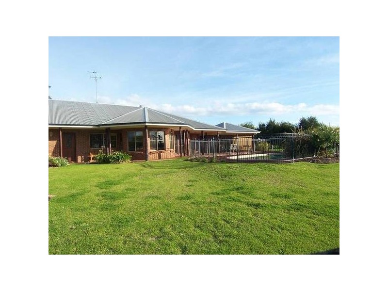 1 Scott, Boyanup WA 6237