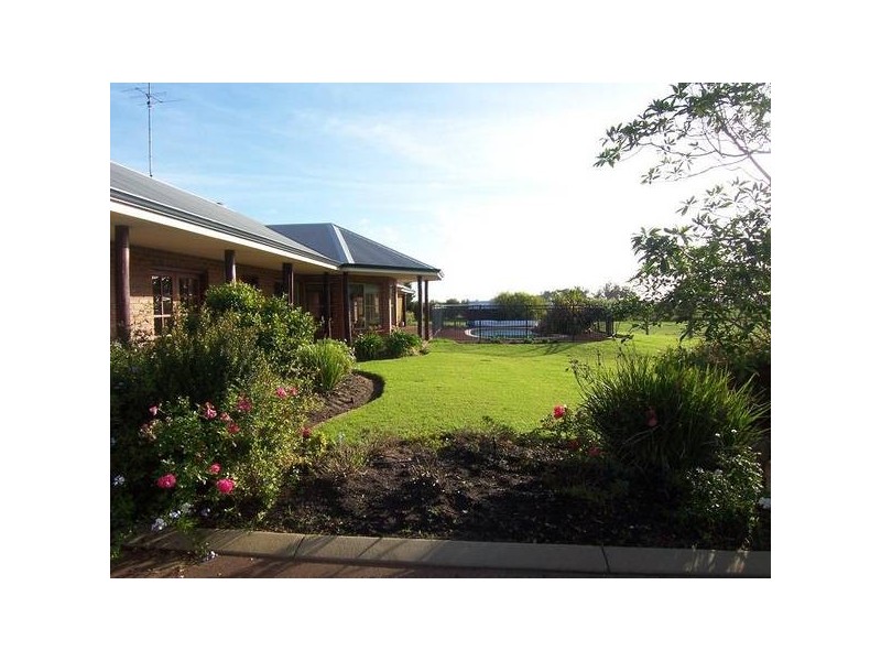 1 Scott, Boyanup WA 6237
