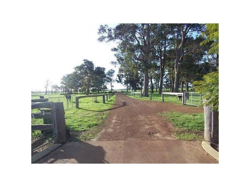 1 Scott, Boyanup WA 6237