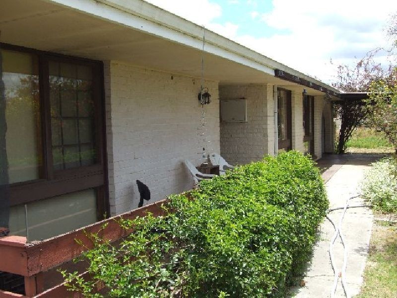 13 Emerald St, Donnybrook WA 6239