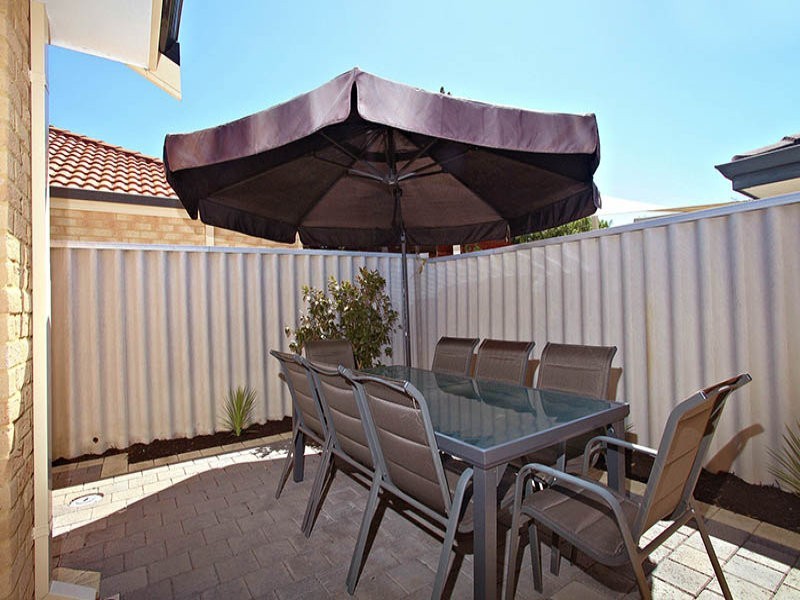 15C Penelope Place, Innaloo WA 6018