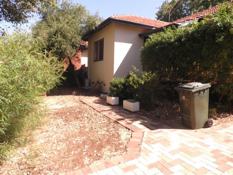 179 Holbeck Street, Doubleview WA 6018