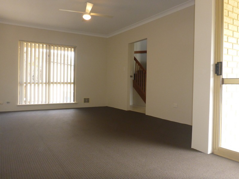 3/52 Jugan Street, Glendalough WA 6016