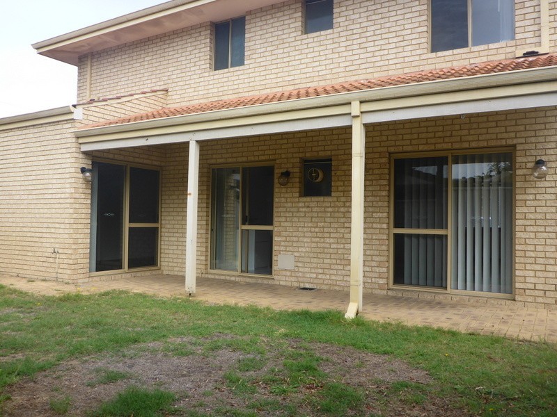 3/52 Jugan Street, Glendalough WA 6016