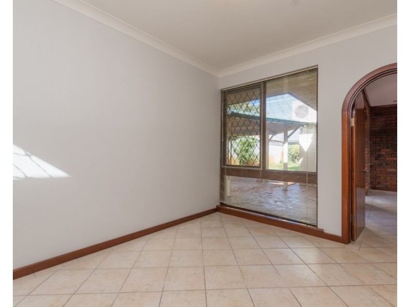 46 Dempster Road, Karrinyup WA 6018