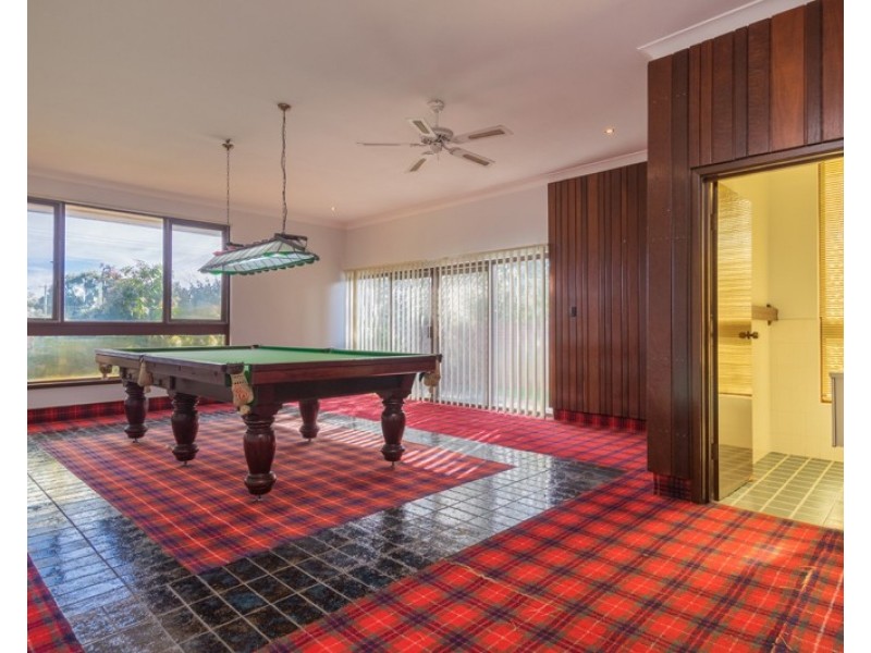 46 Dempster Road, Karrinyup WA 6018