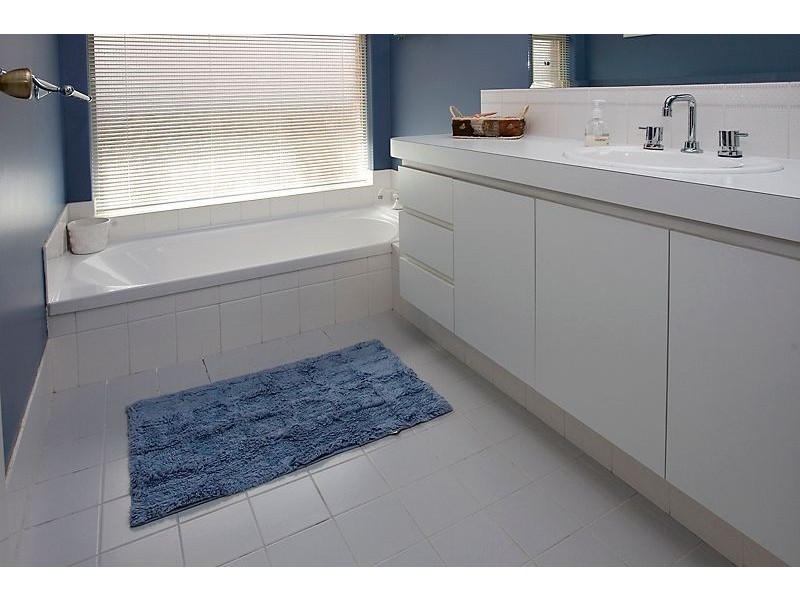 1 Ketch Close, Ocean Reef WA 6027