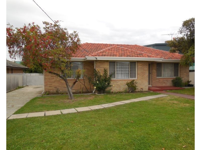 5 Roebuck Street, Innaloo WA 6018