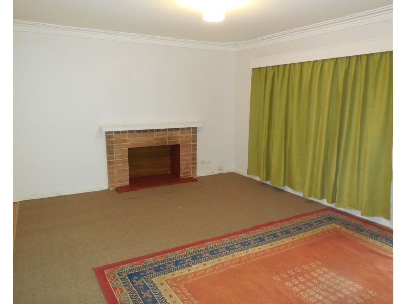 5 Roebuck Street, Innaloo WA 6018