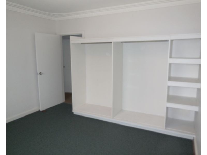 5 Roebuck Street, Innaloo WA 6018