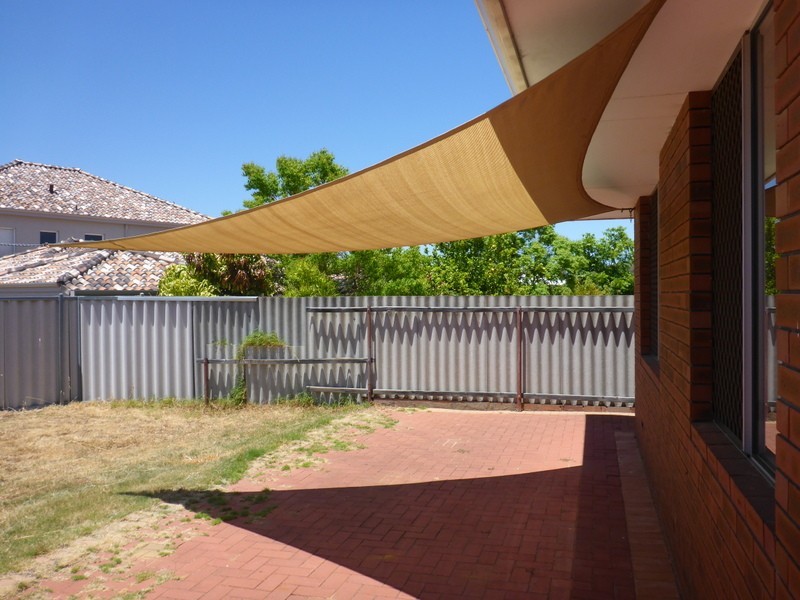 104 Telford Crescent, Stirling WA 6021