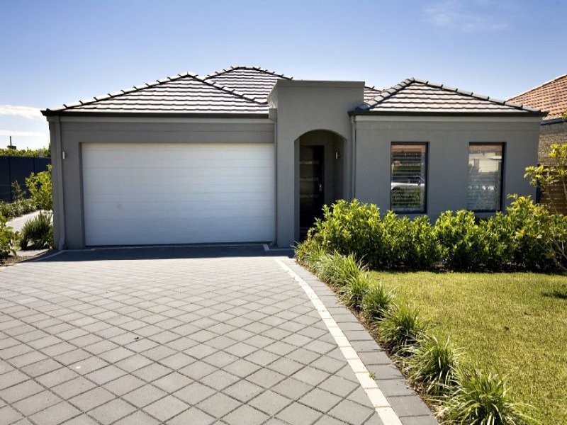 67 La Grange Street, Innaloo WA 6018