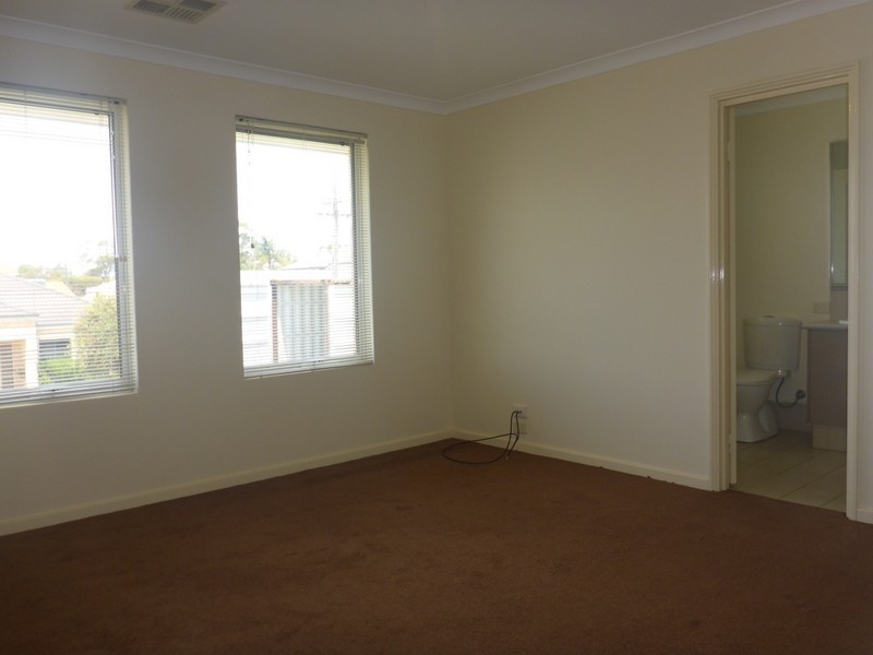 6A Sykes Avenue, Innaloo WA 6018