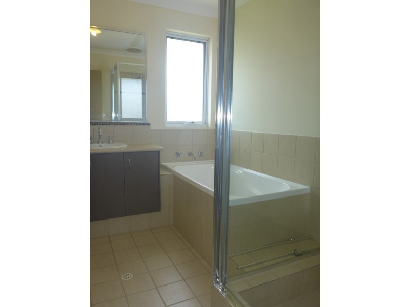 6A Sykes Avenue, Innaloo WA 6018