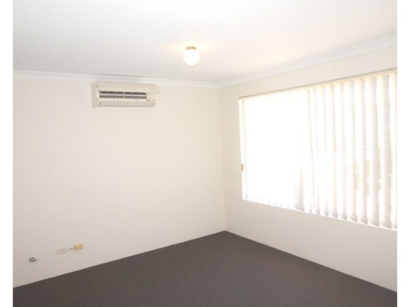 5A Olivia Close, Alexander Heights WA 6064