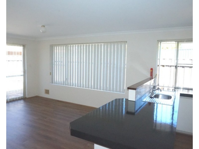 5A Olivia Close, Alexander Heights WA 6064