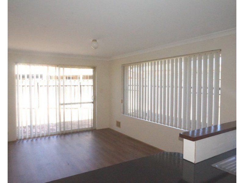 5A Olivia Close, Alexander Heights WA 6064