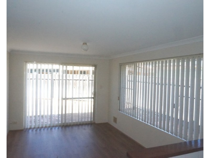 5A Olivia Close, Alexander Heights WA 6064