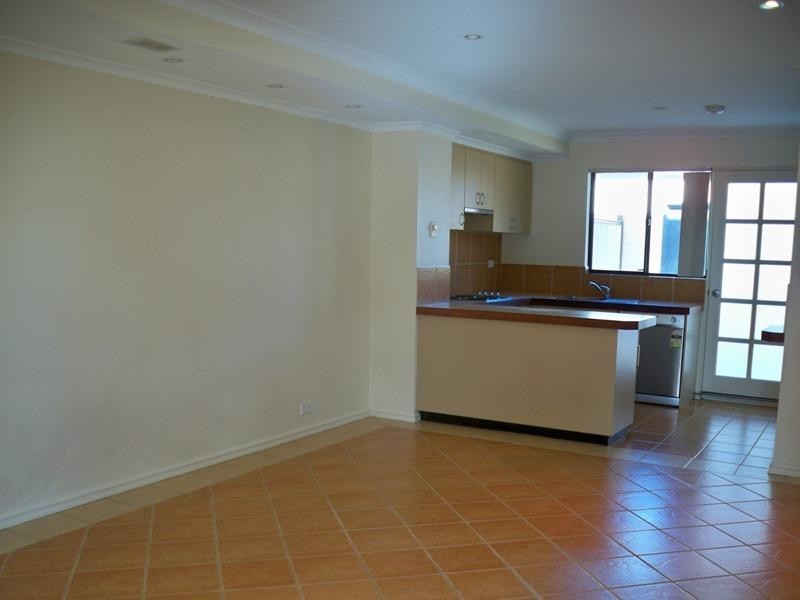 10/222 Waterloo Street, Tuart Hill WA 6060