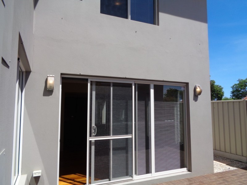 28B Crocker Way, Innaloo WA 6018