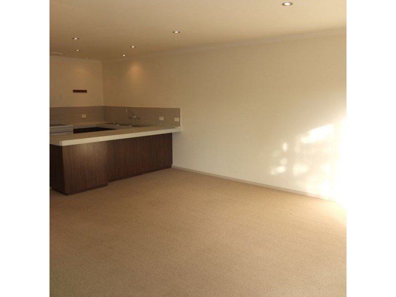 11/103 Grand Promenade, Doubleview WA 6018