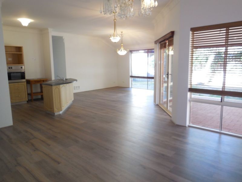 75 Elyard Crescent, Stirling WA 6021