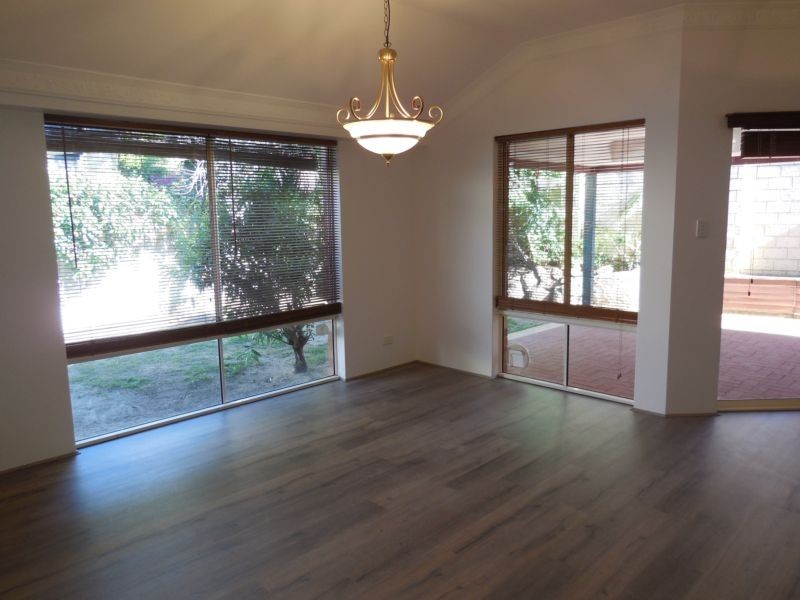 75 Elyard Crescent, Stirling WA 6021