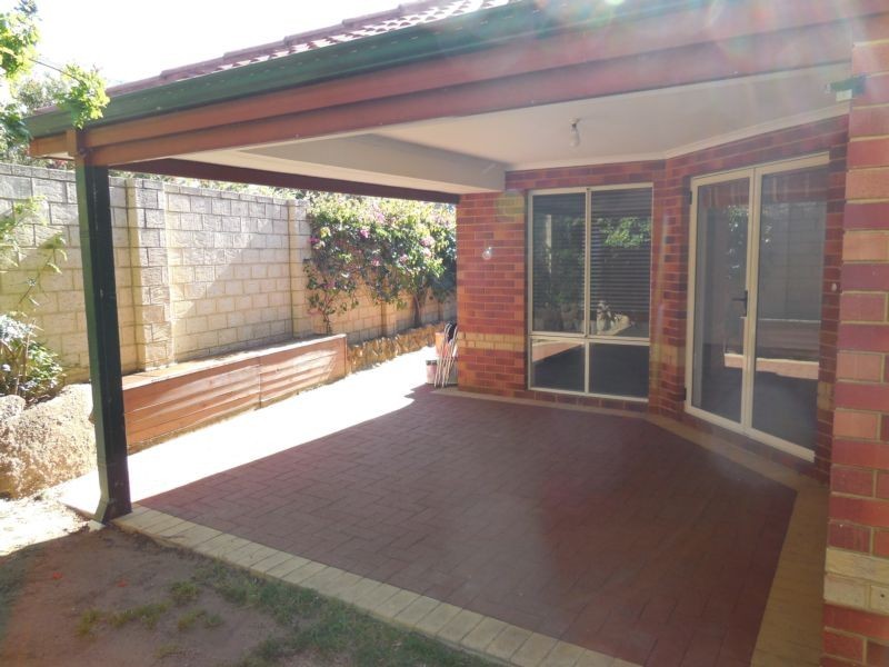 75 Elyard Crescent, Stirling WA 6021