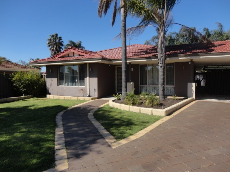 16 Jaegar Square, Ballajura WA 6066