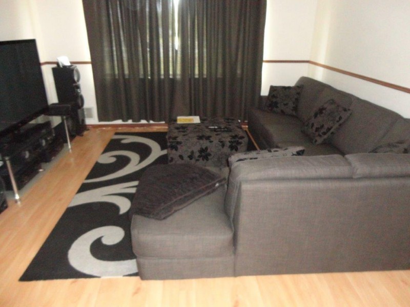 16 Jaegar Square, Ballajura WA 6066