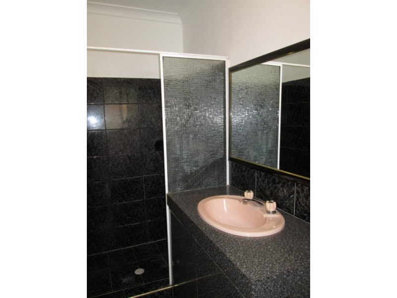 16 Jaegar Square, Ballajura WA 6066