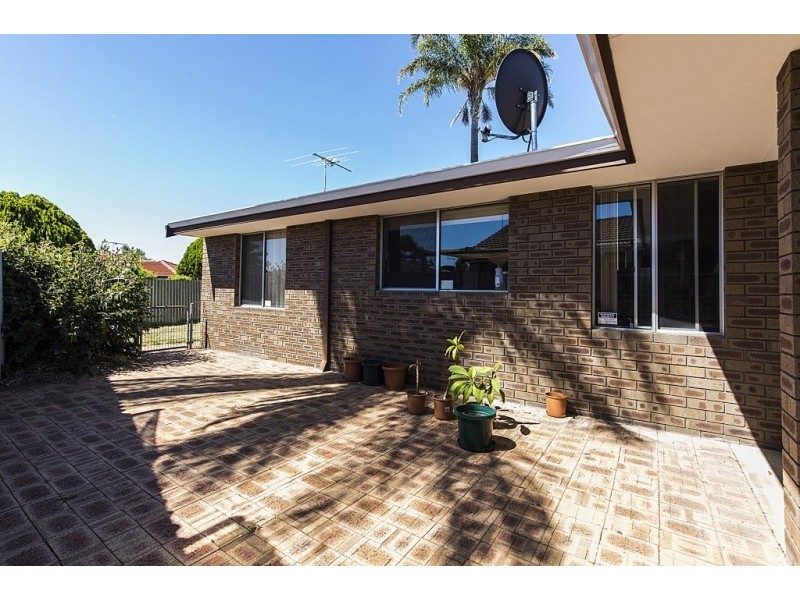 5 Widgeon Close, Stirling WA 6021