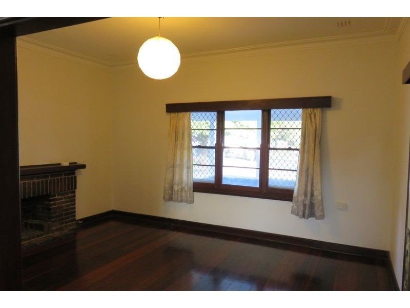 182 Grand Promenade, Doubleview WA 6018