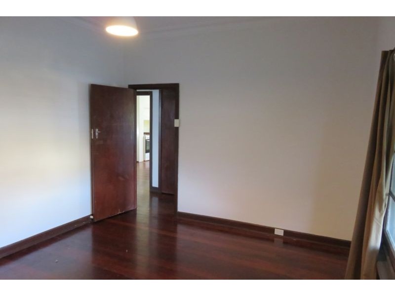 182 Grand Promenade, Doubleview WA 6018