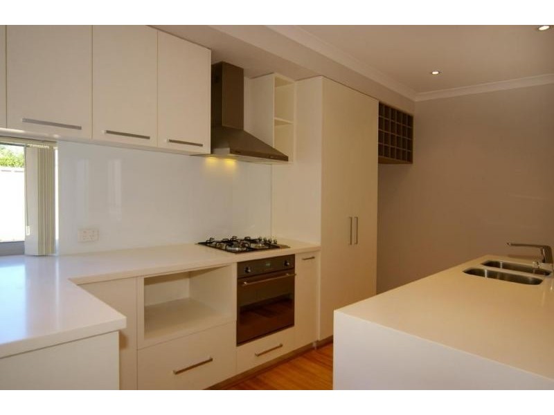 33B Coleman Way, Karrinyup WA 6018