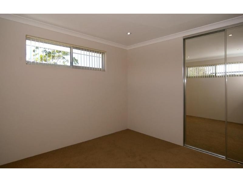 33B Coleman Way, Karrinyup WA 6018