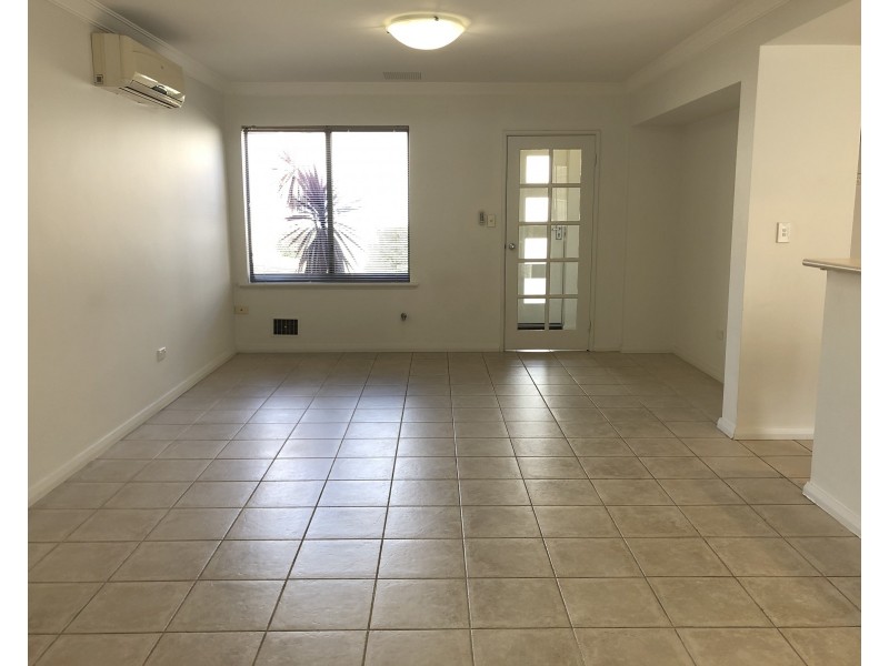 33B Farris Street, Innaloo WA 6018