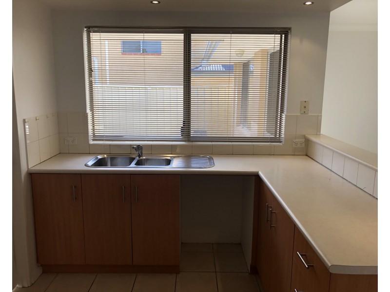 33B Farris Street, Innaloo WA 6018