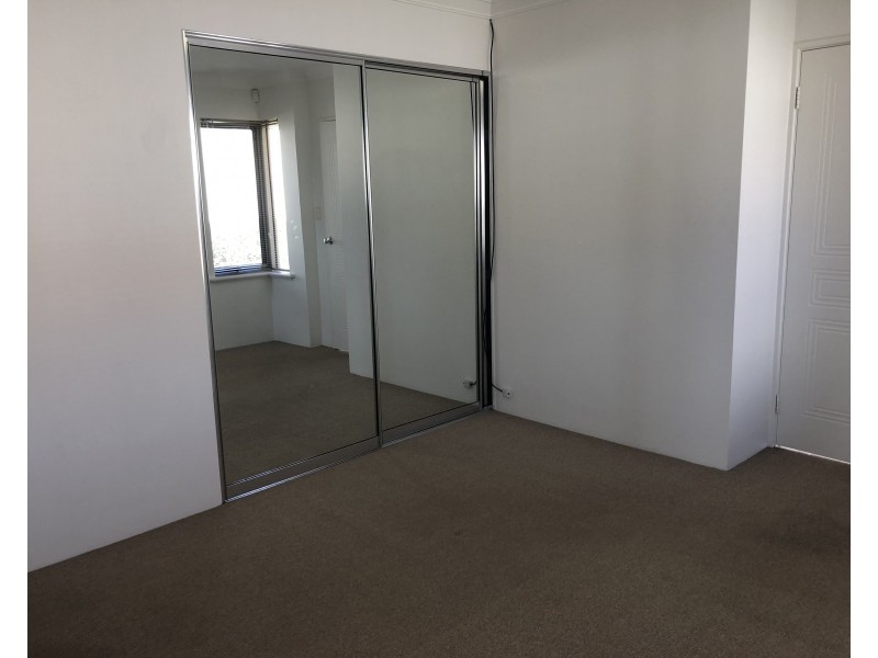 33B Farris Street, Innaloo WA 6018