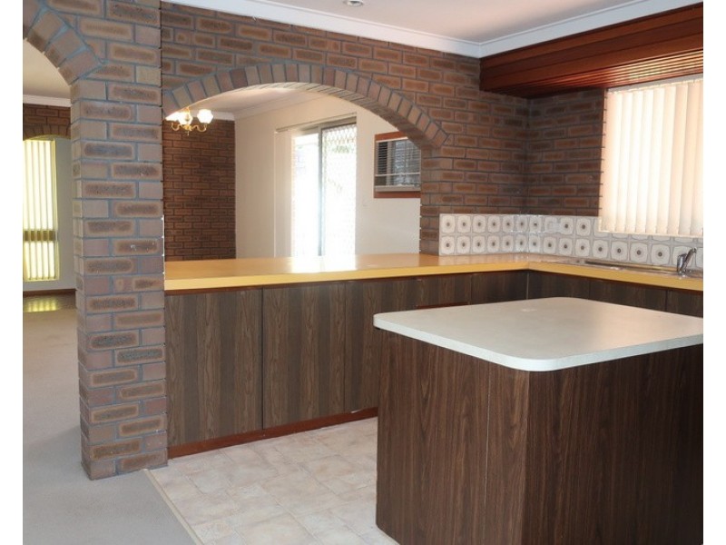 5 Fry Place, Woodlands WA 6018