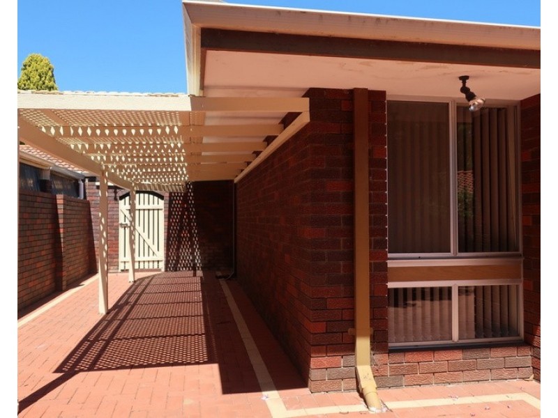 5 Fry Place, Woodlands WA 6018