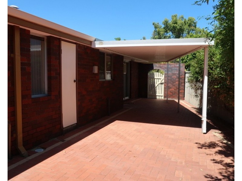 5 Fry Place, Woodlands WA 6018